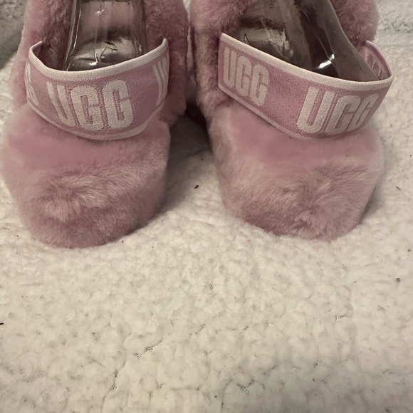 Brand new pink Ugg slippers - Picture 4 of 5